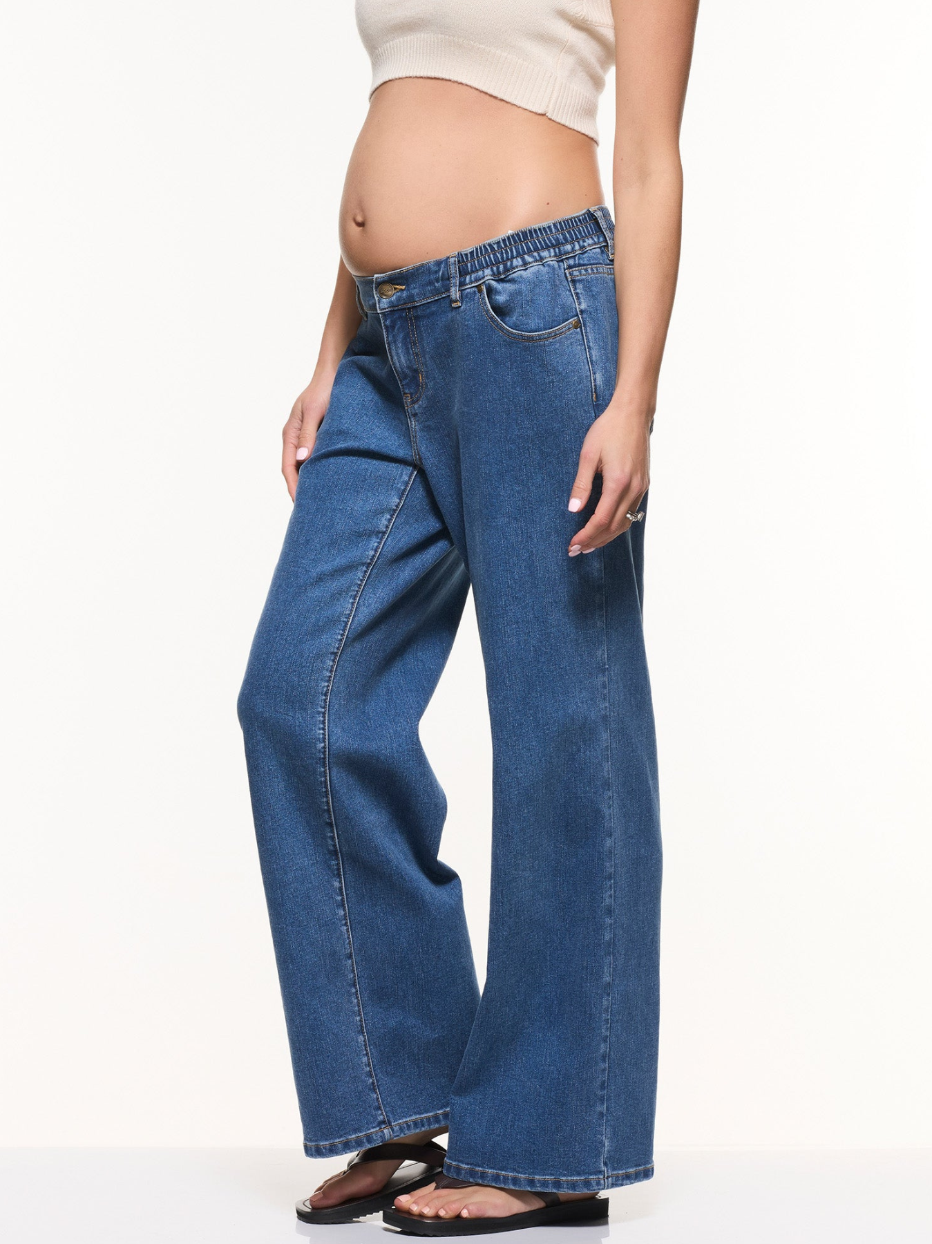 Jeans de grossesse ample moderne taille mi-haute denim moyen