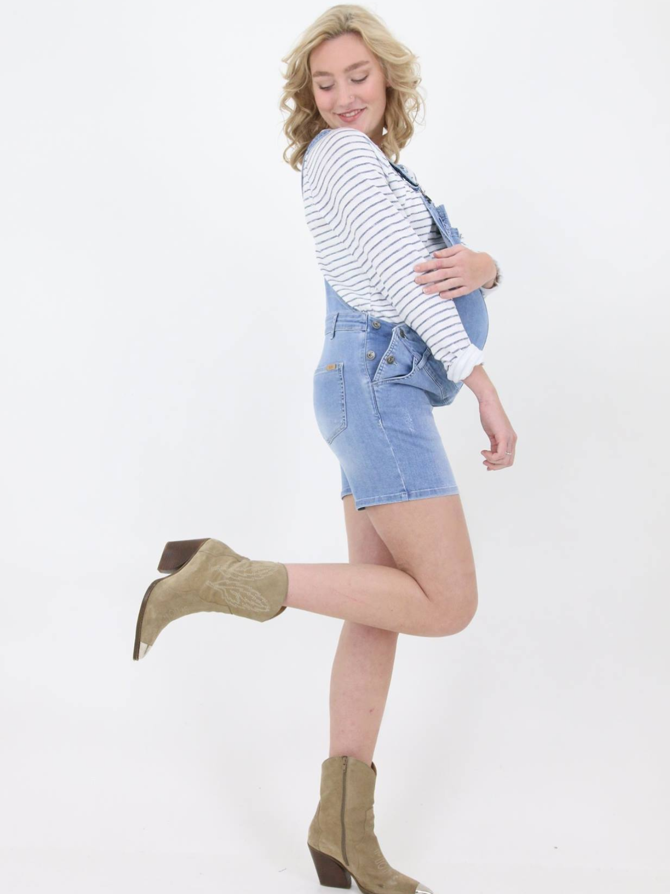 Salopette short de grossesse en denim clair