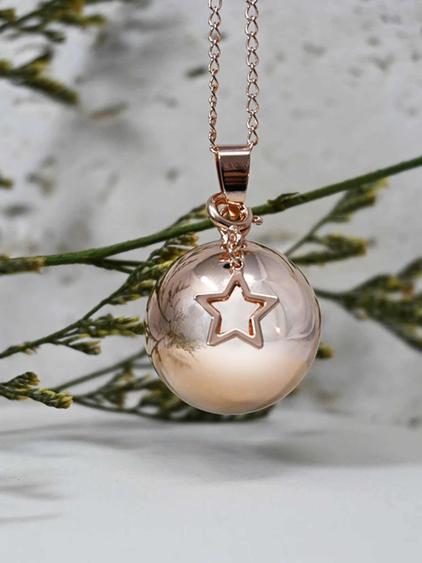 Gold/Pink Starry Pregnancy Bola