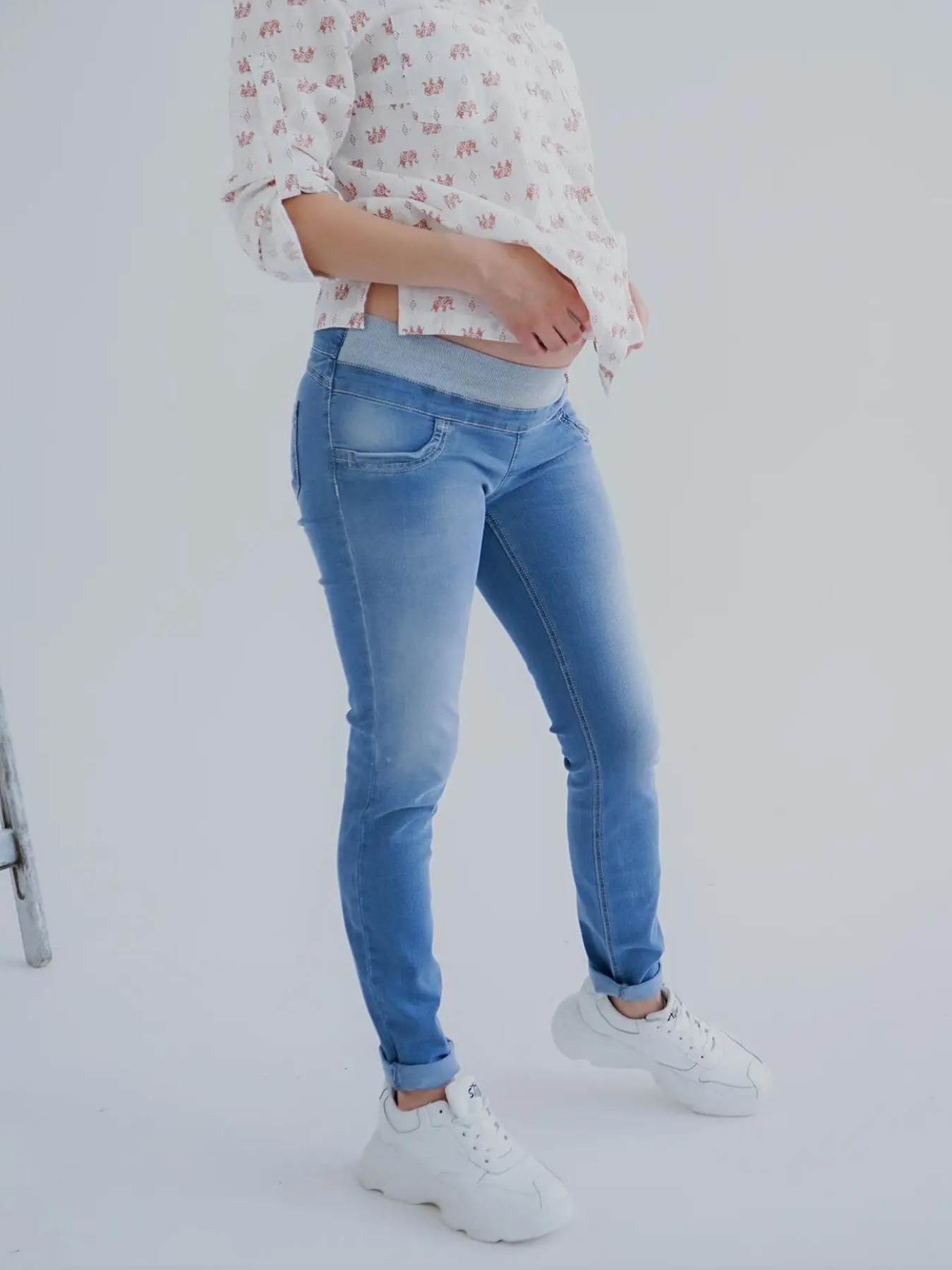 Smalle zwangerschapsjeans van stretchdenim