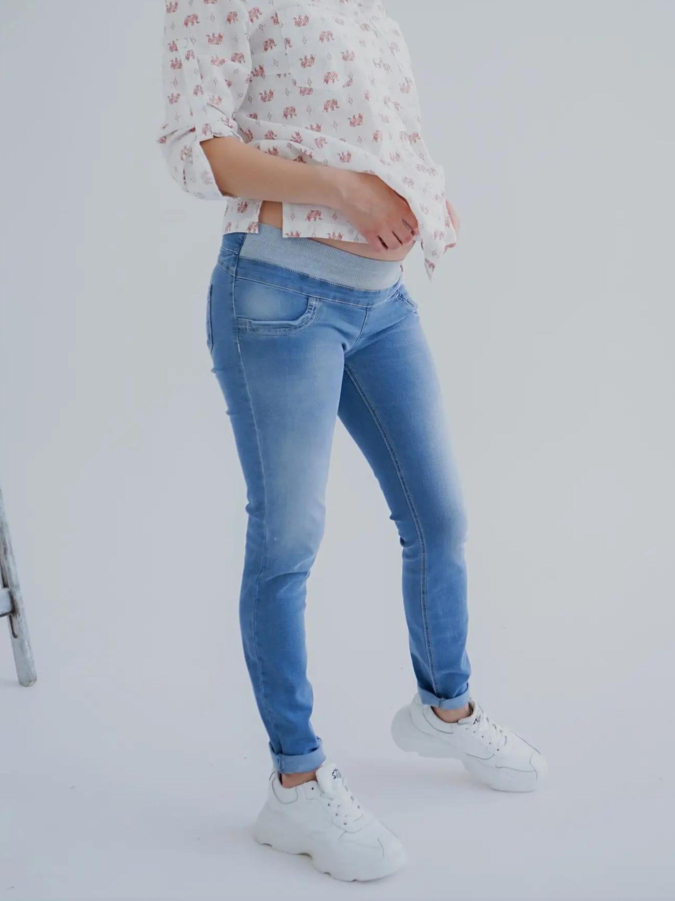 Jeans de maternité slim en denim stretch