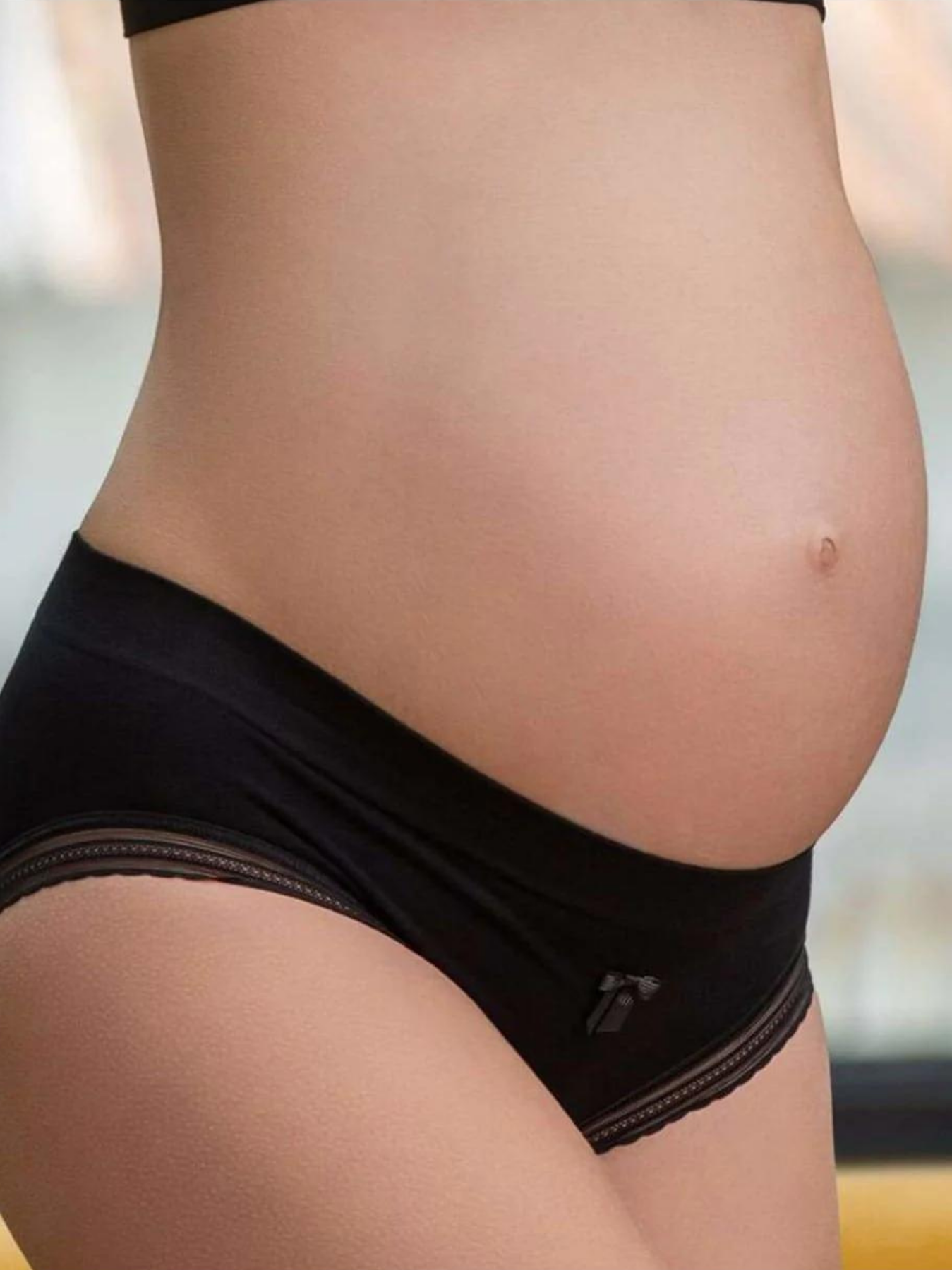 Seamless Milk Black Maternity Briefs
