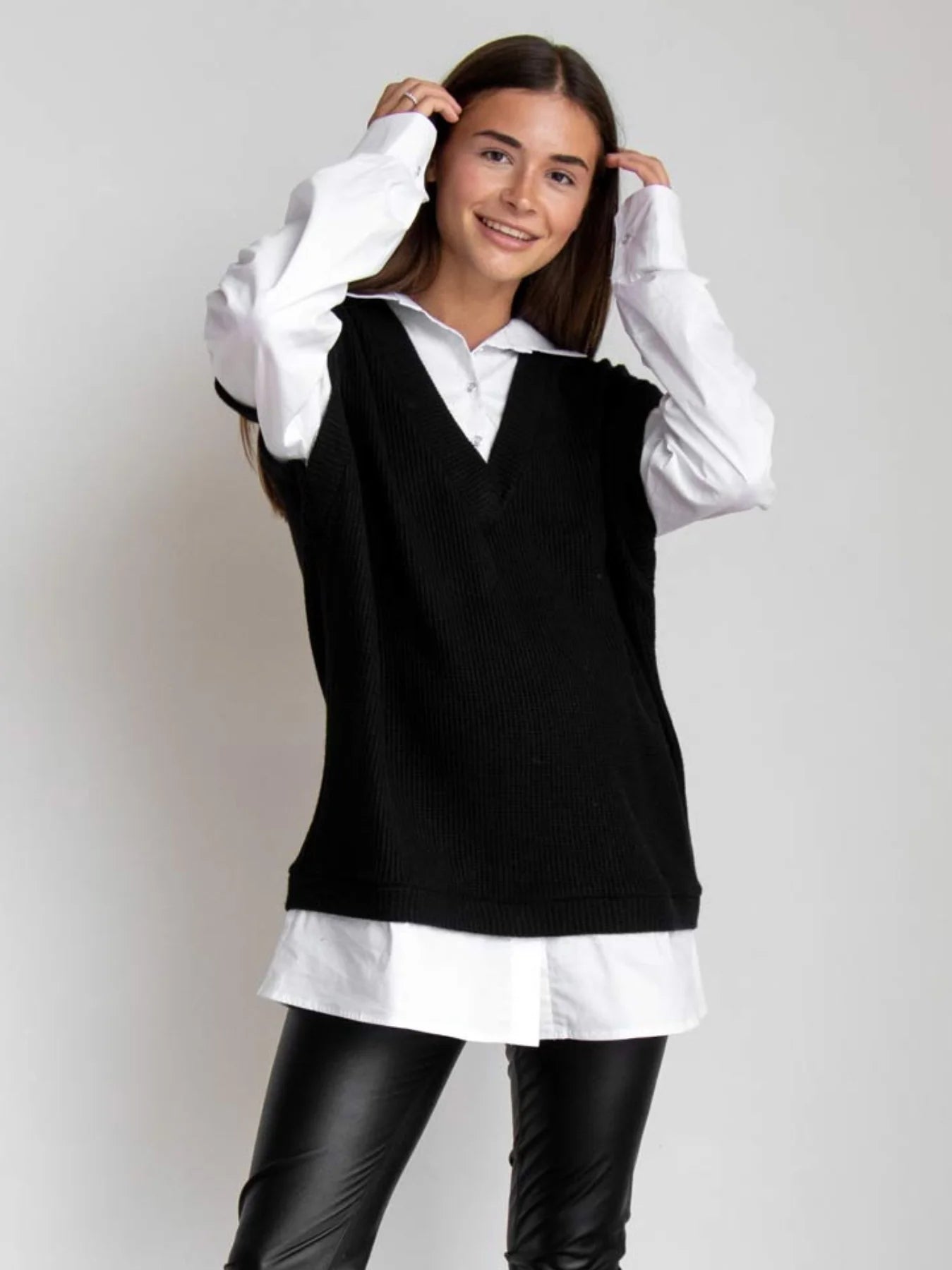 Pull/chemise de grossesse chic noir et blanc