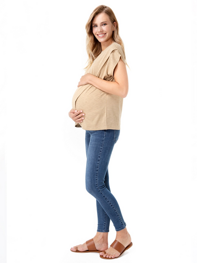 Haut élégant pour la grossesse, l'allaitement et au-delà
