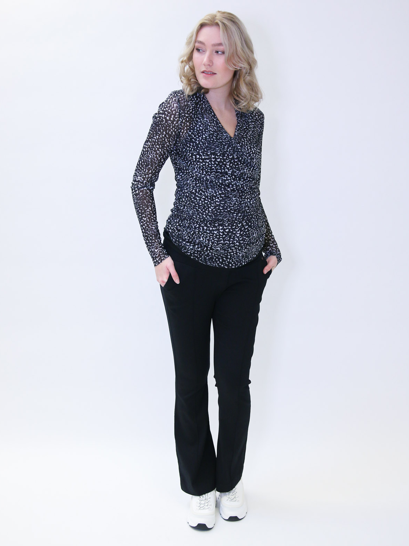 Blouse de grossesse au look sauvage