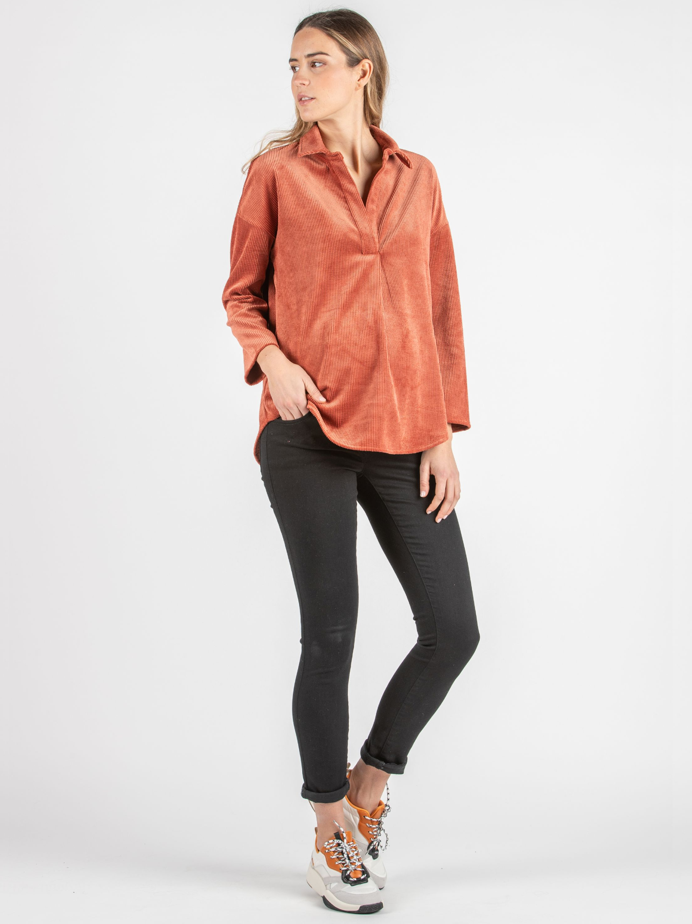 Chemise en velours côtelé Olivia