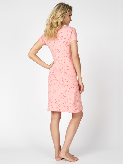 Robe de nuit à coeurs